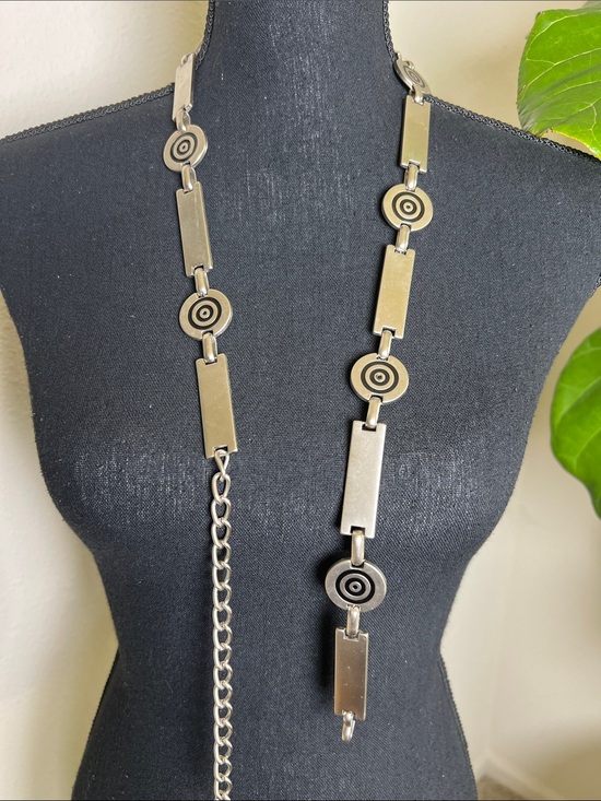 ESCADA Women’s Matted Silver Tone Contempo Bar Target Chain Link Belt main image 8